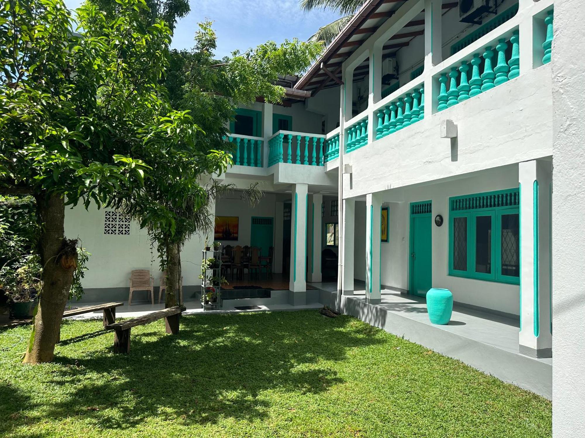 Villa 47 Hikkaduwa Exterior photo